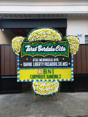 Papan Bunga Duka di Angsana